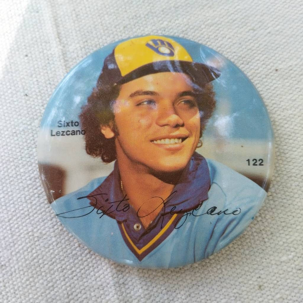 Sixto Lezcano 1222 Lapel Pin 497